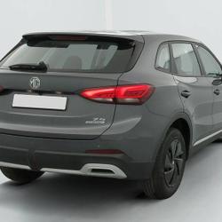 MG ZS 1.5 L Hybrid+ 197 ch Standard occasion - V&eacute;nissieux - photo 2/21