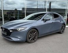 Mazda Mazda3 - 2.0 e-SKYACTIV-X M-Hybrid 186chBVA  Exclusive Cuir Burgundy Bose Toit Ouvrant - 24 990 €