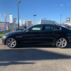 Jaguar XE 2.0D 180ch Prestige BVA8 Li&eacute;vin