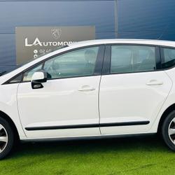 Peugeot 3008 1.6 BlueHDi 120 S&S Access Longu&eacute;-Jumelles