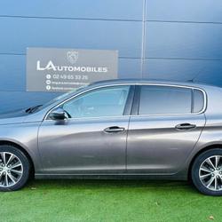 Peugeot 308 Phase 2 1.2 Puretech 130 S&S Allure Longu&eacute;-Jumelles