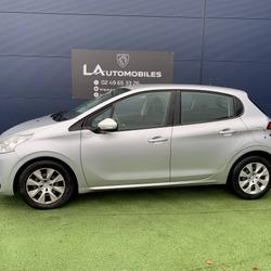 Peugeot 208 BLUEHDI 75 LIKE Longu&eacute;-Jumelles