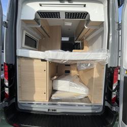 Fourgon Sunlight TDCI FORD TRANSIT Monc&eacute;-en-Belin