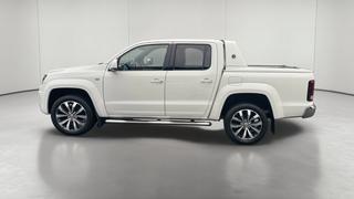 Volkswagen Amarok  - photo 1