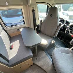 Fourgon Sunlight BLUEHDI PEUGEOT BOXER Dompierre-sur-Yon