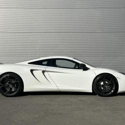 McLaren 12C 3.8 V8 600 CH BVA / CARBONE REVISION MCLAREN A JOUR Pornichet