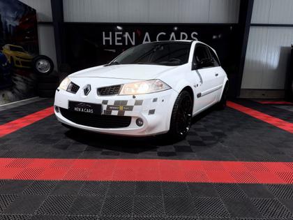 Renault Megane Coupe - Renault Sport F1 Team - 19 990 €