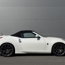 Nissan 370 Z ROADSTER 3.7 328 CH BVA / 370 Z HISTORIQUE COMPLET Pornichet