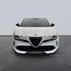 Alfa Romeo Junior 1.2 Ibrida 145ch Premium e-DCT6 Chen&ocirc;ve