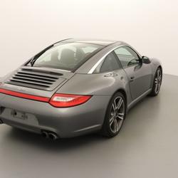 Porsche 911 . 6 cyl H&eacute;nin-Beaumont