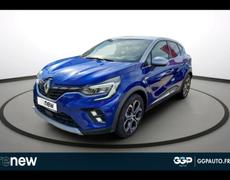 Renault Captur Orange