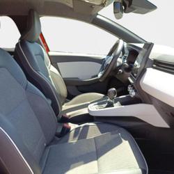 Renault Clio 5 1.6 E-Tech hybride 145ch Techno Orange