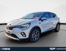 Renault Captur Orange