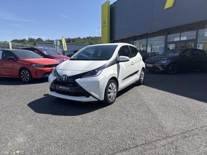 Toyota Aygo - 1.0 VVT-i 69ch x-play x-shift 5p - 8 999 €
