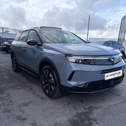 Opel Grandland 1.2 Turbo Hybrid 145ch Ultimate e-DCT6 Vert-Saint-Denis