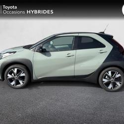Toyota Aygo X 116h Graphic Vannes