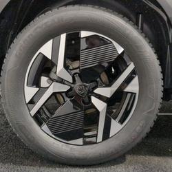 Peugeot 2008 Hybrid 145 e-DCS6 Allure Vendeville