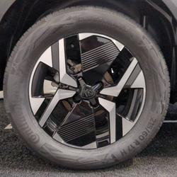 Peugeot 2008 Hybrid 145 e-DCS6 GT Vendeville