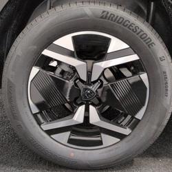 Peugeot 2008 Hybrid 145 e-DCS6 Allure Vendeville
