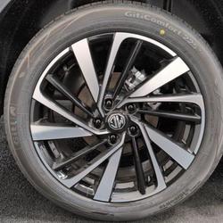 MG ZS 1.5 L Hybrid+ 197 ch Luxury Vendeville
