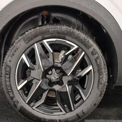 Peugeot 5008 Hybrid 145 ch e-DCS6 GT Vendeville