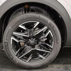 Peugeot 5008 Hybrid 145 ch e-DCS6 GT Vendeville