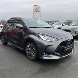 Toyota Yaris 116h Iconic 5p MY22 Saint-Quentin-sur-le-Homme