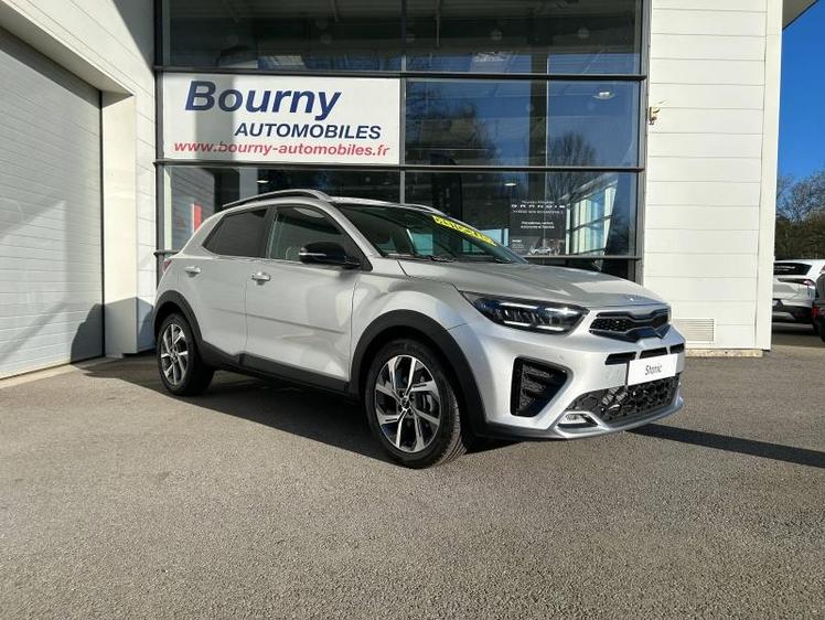 Kia Stonic  - 22 990 €