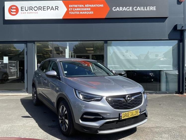 Opel Grandland  - 11 900 €
