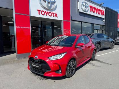 Toyota Yaris - 116h Design 5p MC24 - 20 980 €