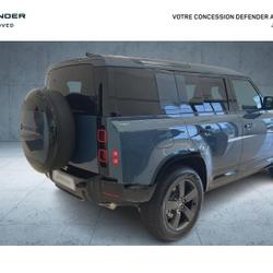 Land Rover Defender 110 2.0 P300e PHEV Black Edition La Garde