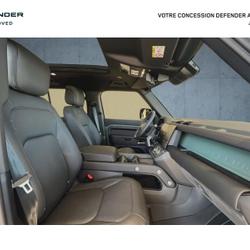 Land Rover Defender 110 2.0 P300e PHEV Trophy Edition Keswick Green La Garde