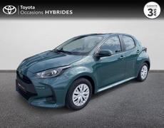 Toyota Yaris Cerisé