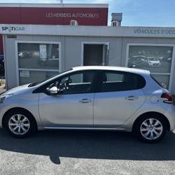 Peugeot 208 1.2 PureTech 82ch Style 5p Les Herbiers