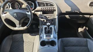 Peugeot 3008  - Allure - photo 4