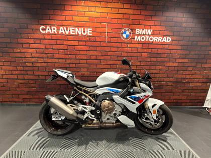 BMW Serie F - S 1000 R - 16 500 €