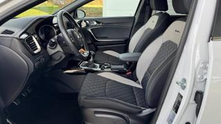 Kia Cee'd  - photo 4