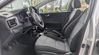 Kia Rio  - photo 4