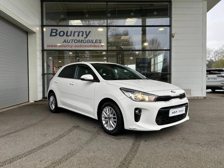 Kia Rio  - 12 490 €