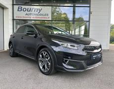 Kia XCee'd Laval