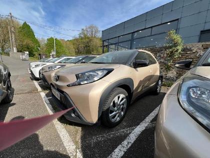 Toyota Aygo X - 1.0 VVT-i 72ch Design MY23 - 13 799 €