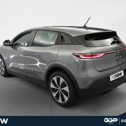 Renault Megane 4 E-Tech Electric EV60 130ch Evolution ER super charge -B Petite-For&ecirc;t
