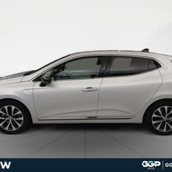 Renault Clio 5 1.6 E-Tech hybride 145ch Techno Petite-For&ecirc;t
