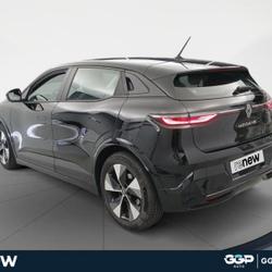 Renault Megane 4 E-Tech Electric EV60 220ch Equilibre super charge Petite-For&ecirc;t