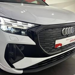 Audi Q4 e-tron Q4 e-tron Sportback 40 204 ch 82 kWh S line Saint-Ouen-sur-Seine