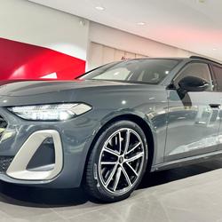 Audi A5 A5 Avant e-hybrid 299 ch S tronic 7 Quattro S line Paris 17e Arrondissement