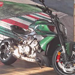 Ducati Diavel V4 BENTLEY LIMITED EDITION occasion - Saint-Cyr-sur-Loire - photo 2/10