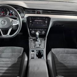 Volkswagen Passat 1.6 TDI 120 DSG7 ELEGANCE Mondeville
