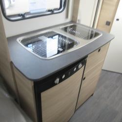 Caravane Caravelair 472 La M&eacute;zi&egrave;re