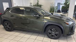 Lexus UX  - photo 4